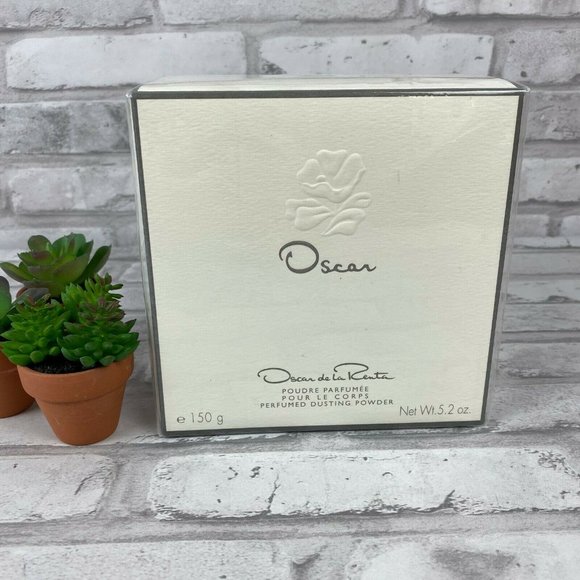 oscar de la renta perfumed dusting powder